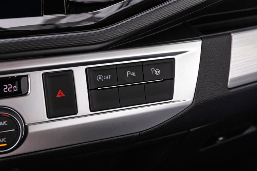 Детали интерьера Volkswagen Multivan Bulli (T6.1) 2019 года  (фото 76 из 86)